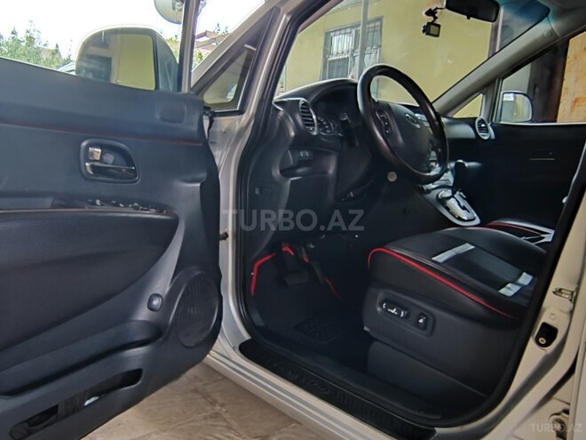 Kia Carens 2011, 239,495 km - 2.0 l - Şirvan