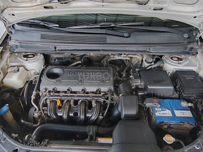 Kia Carens 2011, 239,495 km - 2.0 l - Şirvan