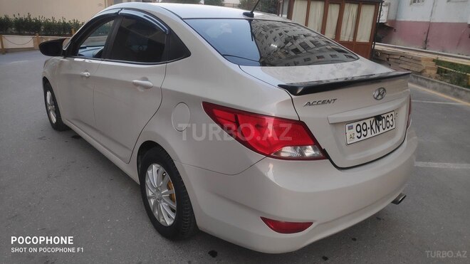 Hyundai Accent 2016, 216,317 km - 1.6 l - Bakı