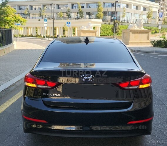 Hyundai Elantra 2018, 131,000 km - 2.0 л - Bakı