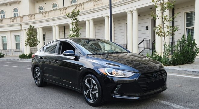 Hyundai Elantra 2018, 131,000 km - 2.0 л - Bakı