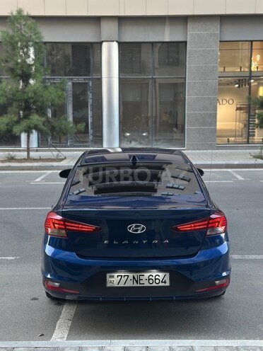 Hyundai Elantra 2019, 125,000 km - 2.0 l - Bakı
