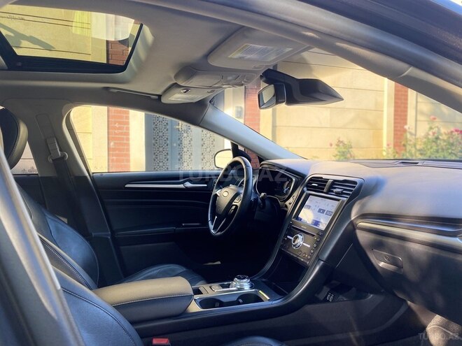 Ford Fusion (North America) 2019, 66,000 km - 2.0 л - Bakı