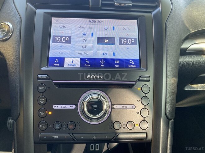 Ford Fusion (North America) 2019, 66,000 km - 2.0 л - Bakı