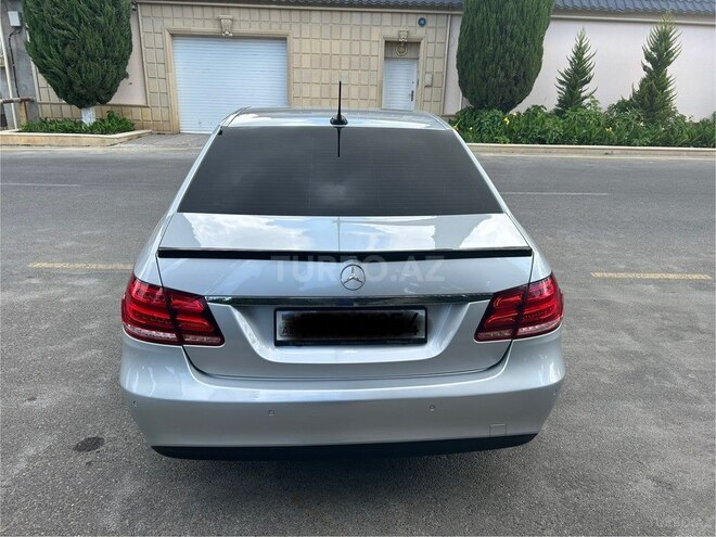 Mercedes E 220 2014, 290,000 km - 2.1 l - Bakı