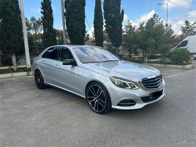 Mercedes E 220 2014, 290,000 km - 2.1 l - Bakı
