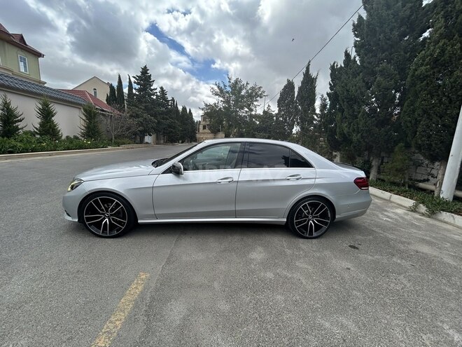 Mercedes E 220 2014, 290,000 km - 2.1 l - Bakı