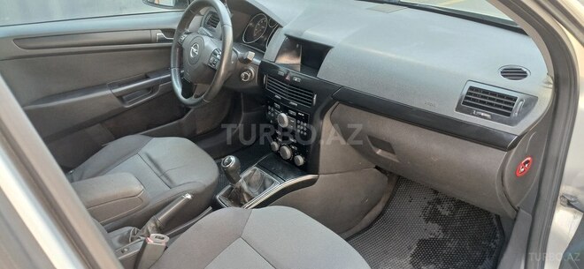 Opel Astra 2007, 294,443 km - 1.4 l - Tovuz