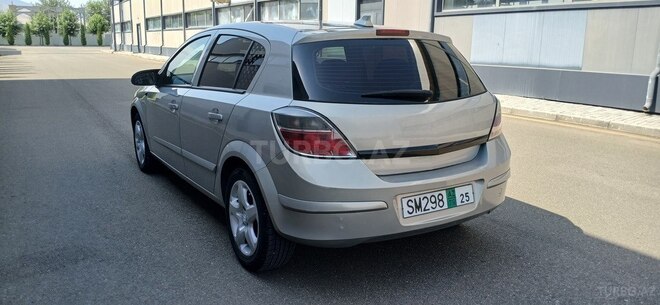 Opel Astra 2007, 294,443 km - 1.4 l - Tovuz