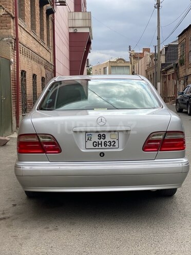 Mercedes E 240 2000, 275,000 km - 2.6 l - Şəmkir