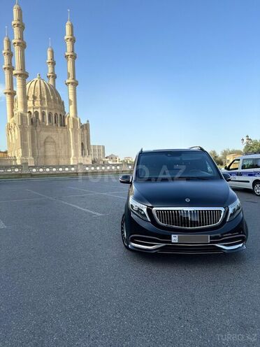 Mercedes V 220 2014, 300,000 km - 2.1 l - Bakı