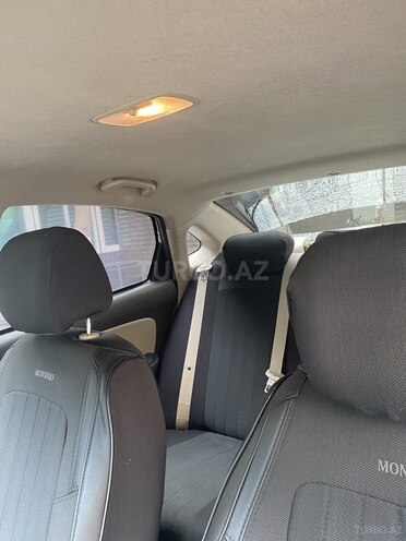 Hyundai Elantra 2010, 250,000 km - 2.0 l - Bakı