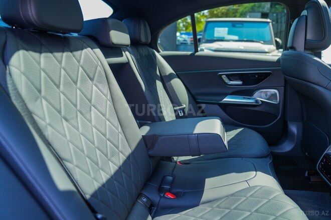 Mercedes E 350 e 2025, 0 km - 2.0 l - Bakı