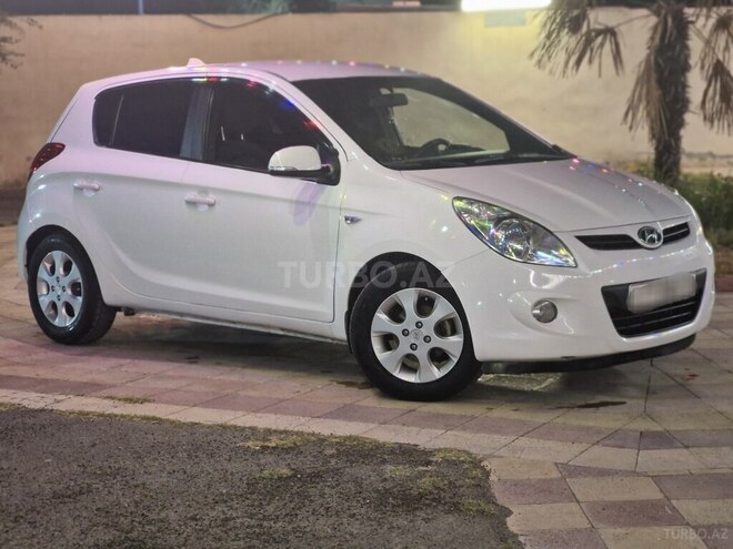 Hyundai i20 2012, 195,000 km - 1.4 l - Bakı
