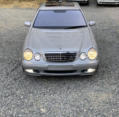 Mercedes E 430 2001, 211,071 km - 4.3 l - Bakı