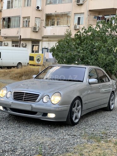 Mercedes E 430 2001, 211,071 km - 4.3 l - Bakı