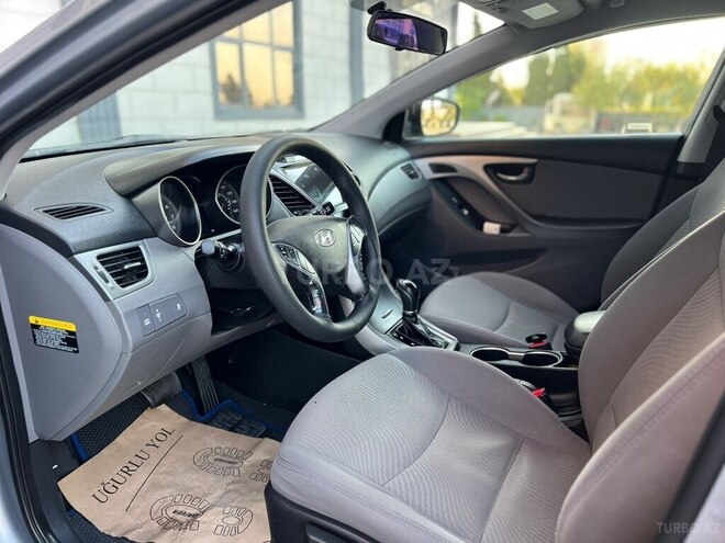 Hyundai Elantra 2015, 167,000 km - 1.8 л - Xırdalan