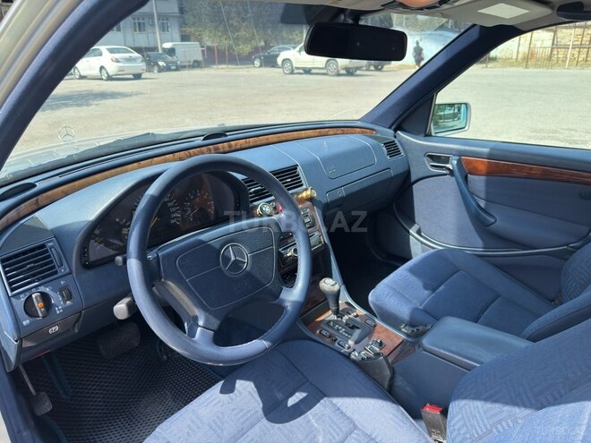 Mercedes C 240 1997, 410,000 km - 2.4 l - Sumqayıt