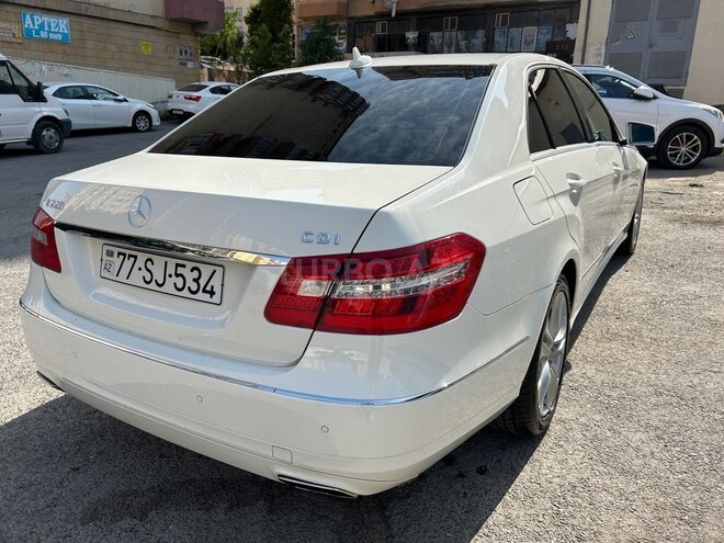 Mercedes E 220 2012, 260,000 km - 2.1 l - Bakı