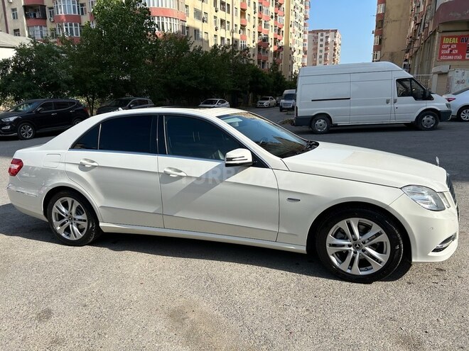 Mercedes E 220 2012, 260,000 km - 2.1 l - Bakı