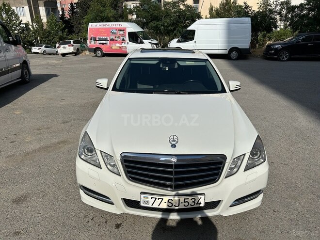 Mercedes E 220 2012, 260,000 km - 2.1 l - Bakı