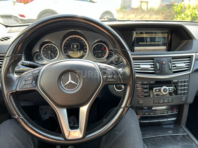 Mercedes E 220 2012, 260,000 km - 2.1 l - Bakı