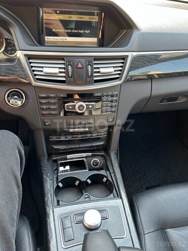 Mercedes E 220 2012, 260,000 km - 2.1 l - Bakı