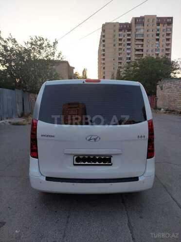 Hyundai H-1 2010, 190,000 km - 2.5 л - Bakı