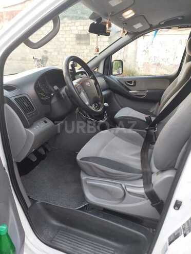Hyundai H-1 2010, 190,000 km - 2.5 л - Bakı