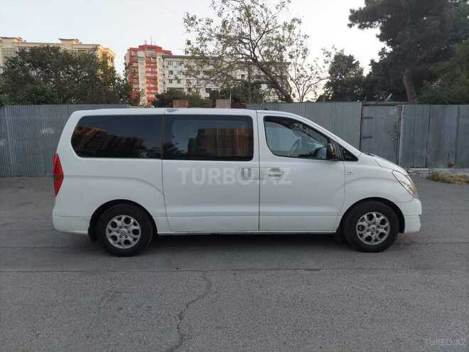 Hyundai H-1 2010, 190,000 km - 2.5 л - Bakı
