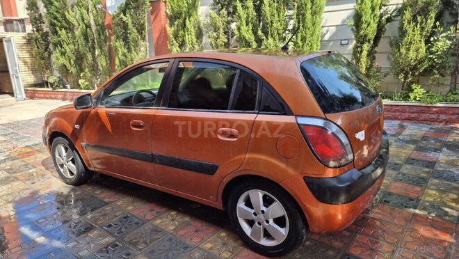 Kia Rio 2006, 180,000 km - 1.4 l - Bakı