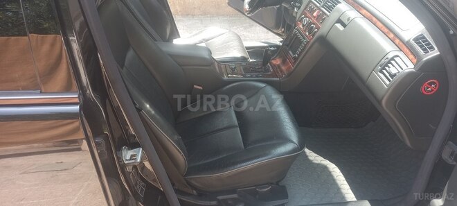 Mercedes E 280 2001, 175,348 km - 2.8 л - Lənkəran