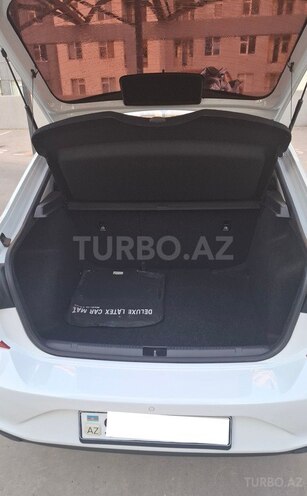 Volkswagen Polo 2020, 61,000 km - 1.6 л - Bakı