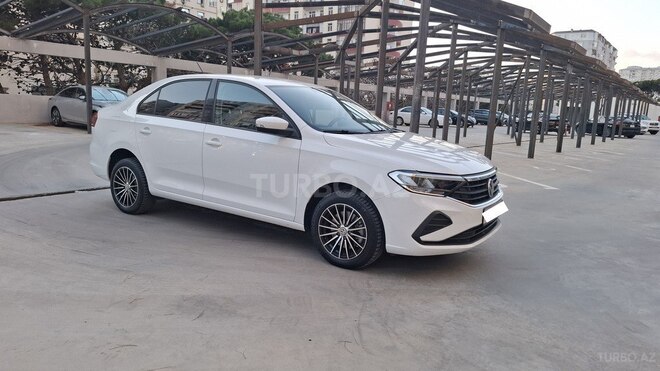 Volkswagen Polo 2020, 61,000 km - 1.6 л - Bakı