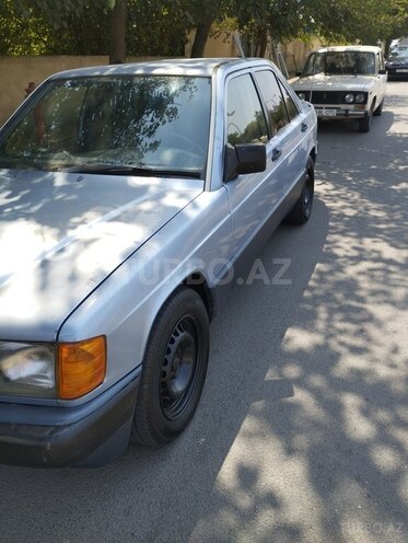 Mercedes 190 1990, 340,000 km - 2.0 l - Gəncə