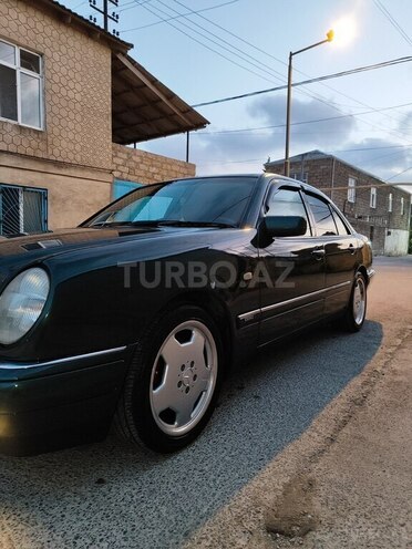 Mercedes E 200 1997, 380,000 km - 2.0 l - Bakı