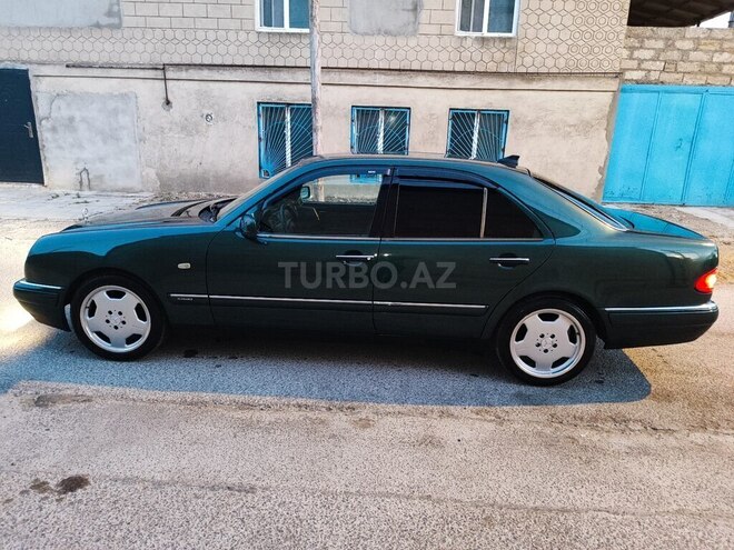 Mercedes E 200 1997, 380,000 km - 2.0 l - Bakı