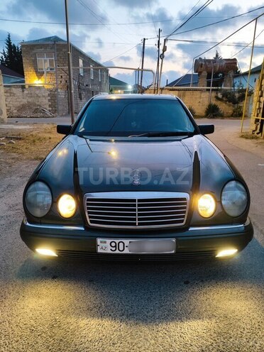 Mercedes E 200 1997, 380,000 km - 2.0 l - Bakı