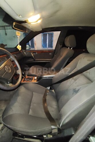 Mercedes E 200 1997, 380,000 km - 2.0 l - Bakı