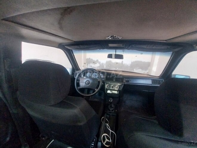 Mercedes 190 1990, 250,000 km - 2.0 l - Gəncə