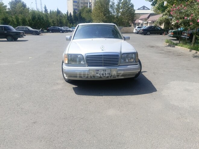 Mercedes E 320 1995, 238,736 km - 3.2 l - Mingəçevir