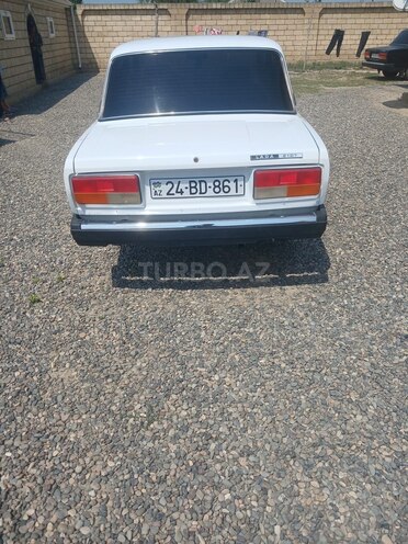 LADA (VAZ) 2107 2008, 30,273 km - 1.6 l - Salyan