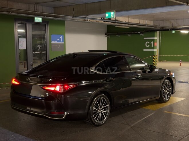 Lexus ES 300h 2023, 60,080 km - 2.5 l - Bakı