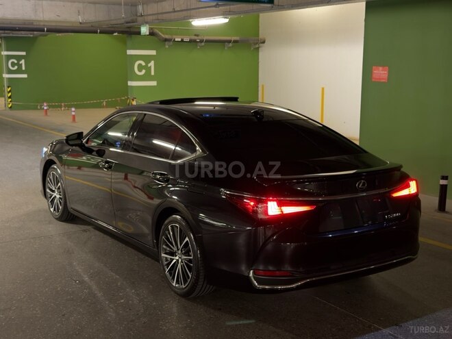 Lexus ES 300h 2023, 60,080 km - 2.5 l - Bakı