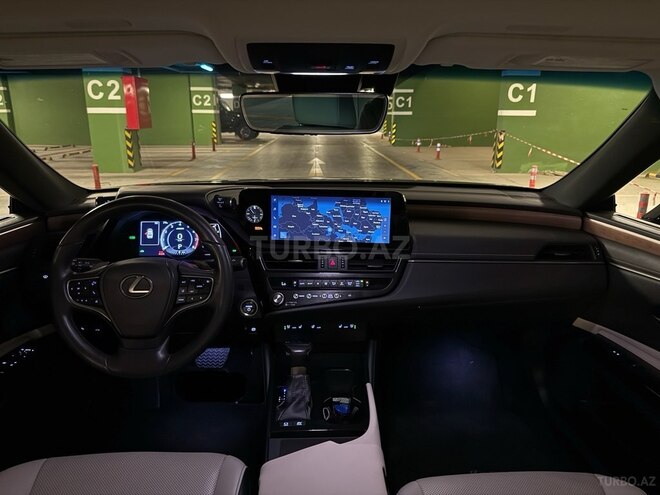 Lexus ES 300h 2023, 60,080 km - 2.5 l - Bakı