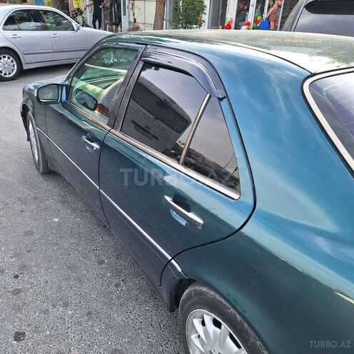 Mercedes C 220 1997, 180,000 km - 2.2 л - Bakı
