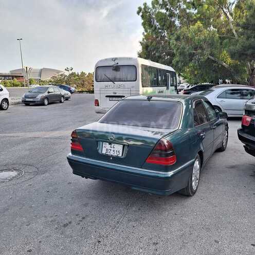 Mercedes C 220 1997, 180,000 km - 2.2 л - Bakı