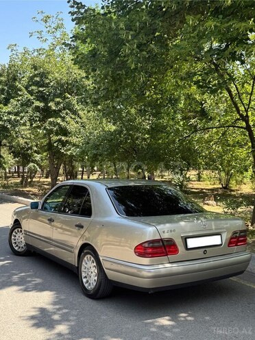 Mercedes E 230 1996, 343,788 km - 2.3 l - Gəncə