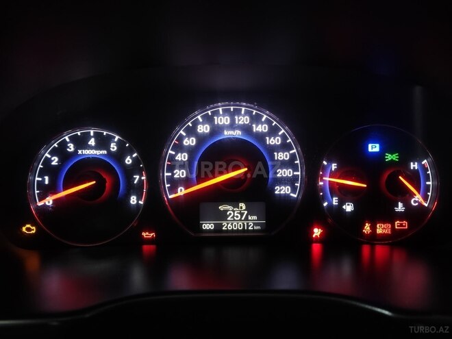 Hyundai Santa Fe 2010, 260,000 km - 3.5 l - Bakı