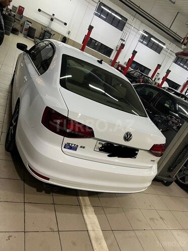 Volkswagen Jetta 2017, 140,000 km - 1.4 л - Bakı